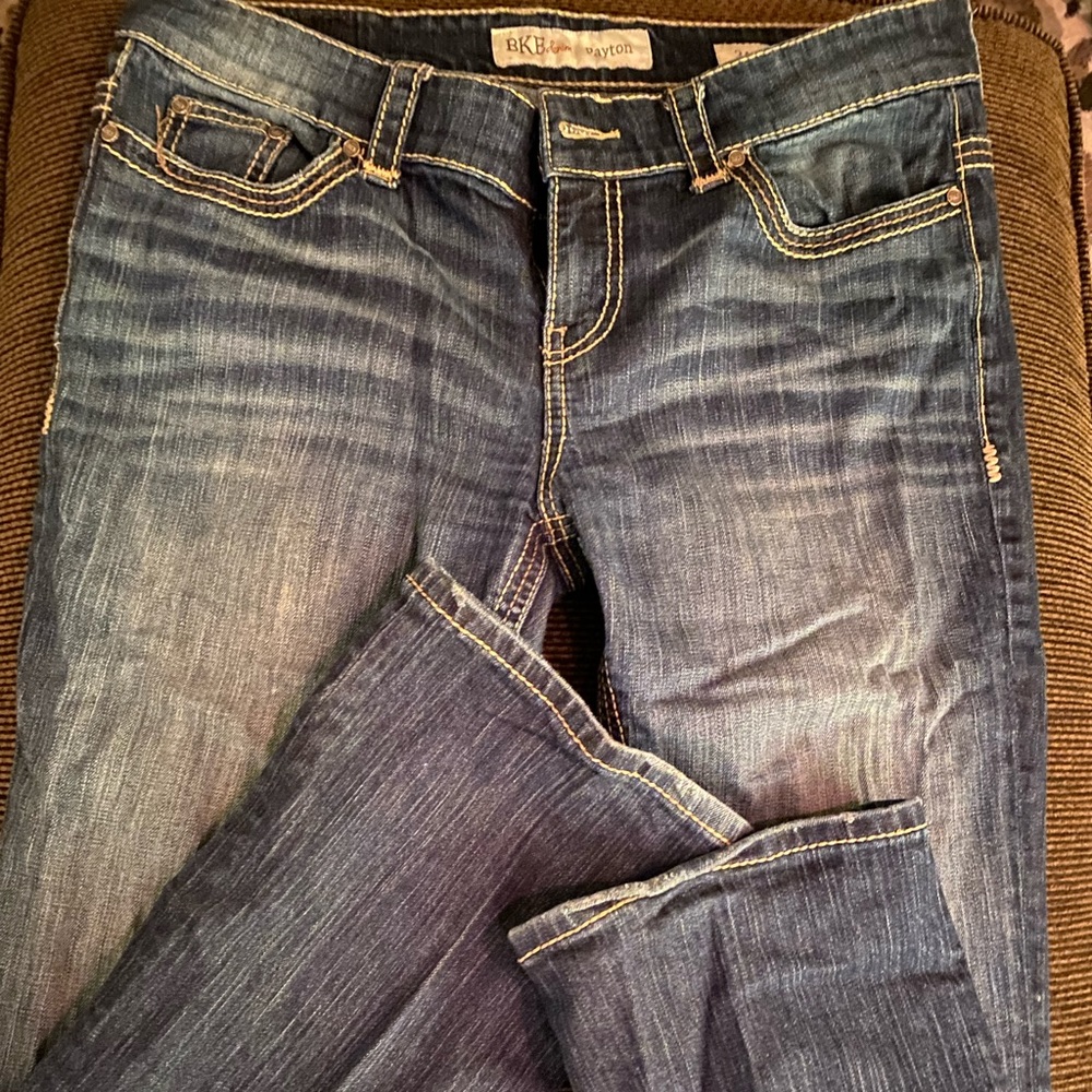 BKE Payton style Jean. Mix of dark and light wash.